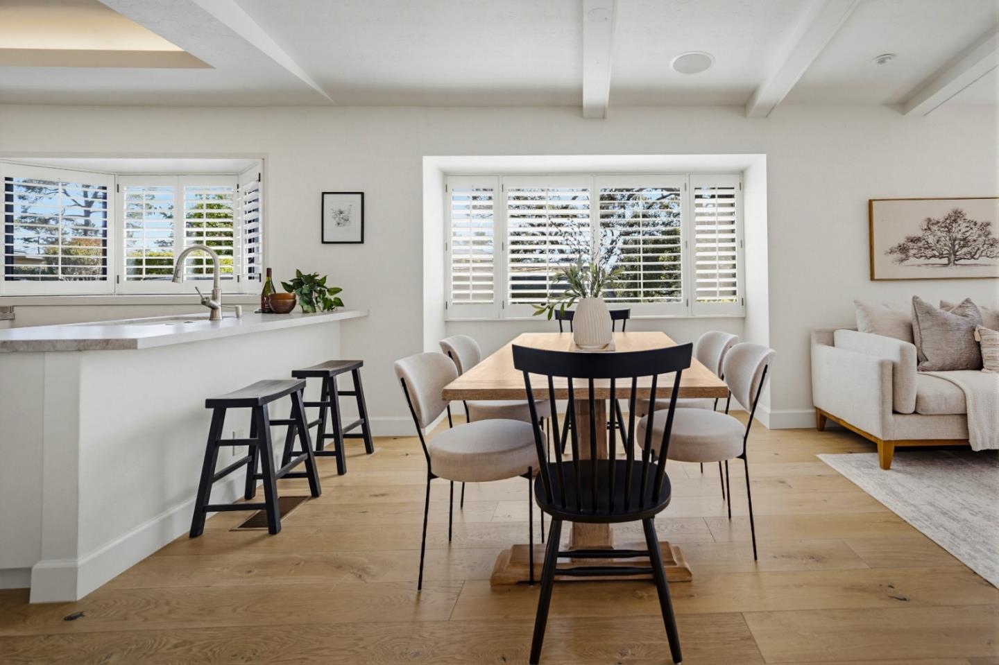 Detail Gallery Image 10 of 57 For 285 Del Mesa Carmel, Carmel,  CA 93923 - 2 Beds | 2 Baths