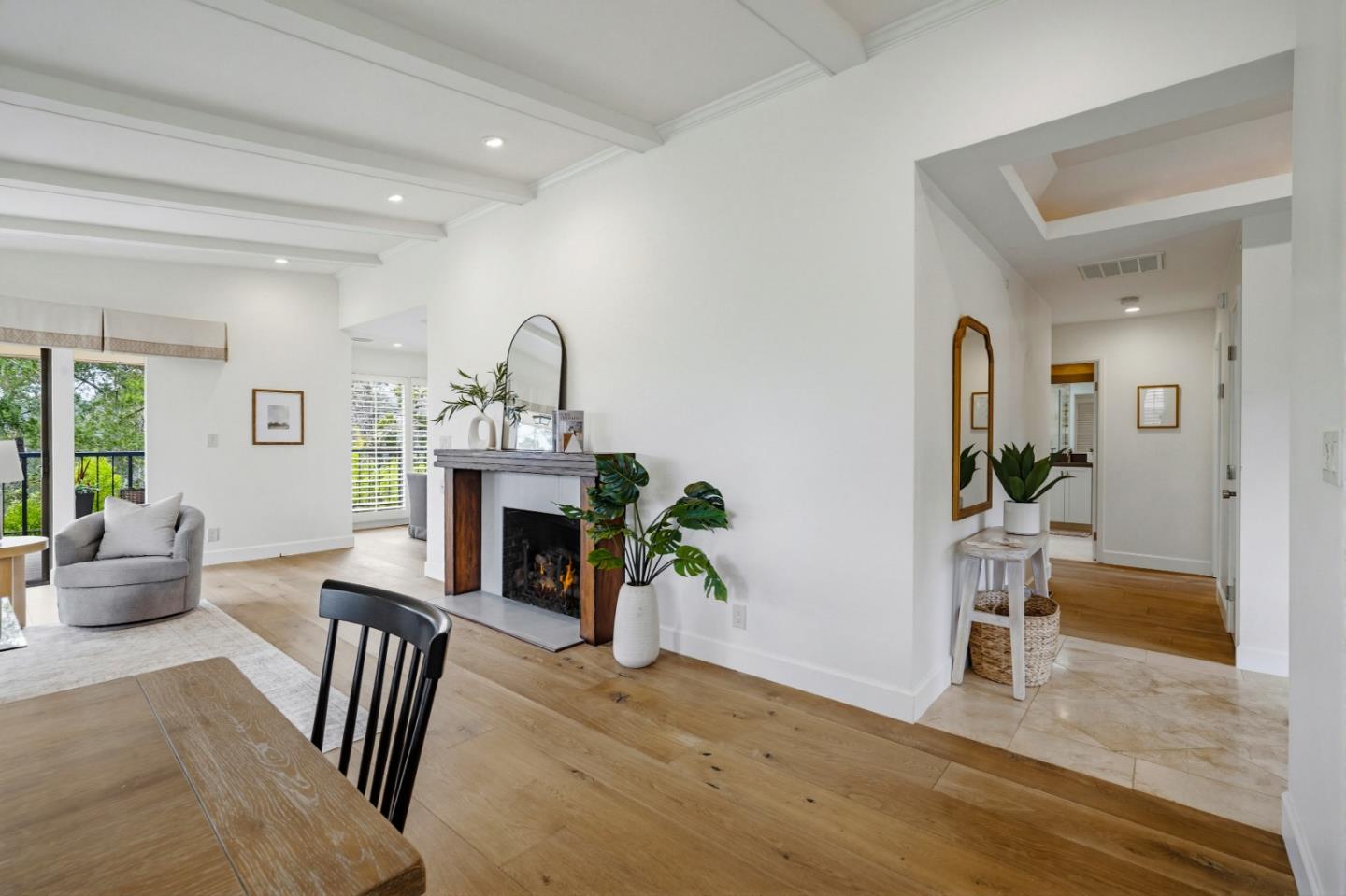 Detail Gallery Image 12 of 57 For 285 Del Mesa Carmel, Carmel,  CA 93923 - 2 Beds | 2 Baths