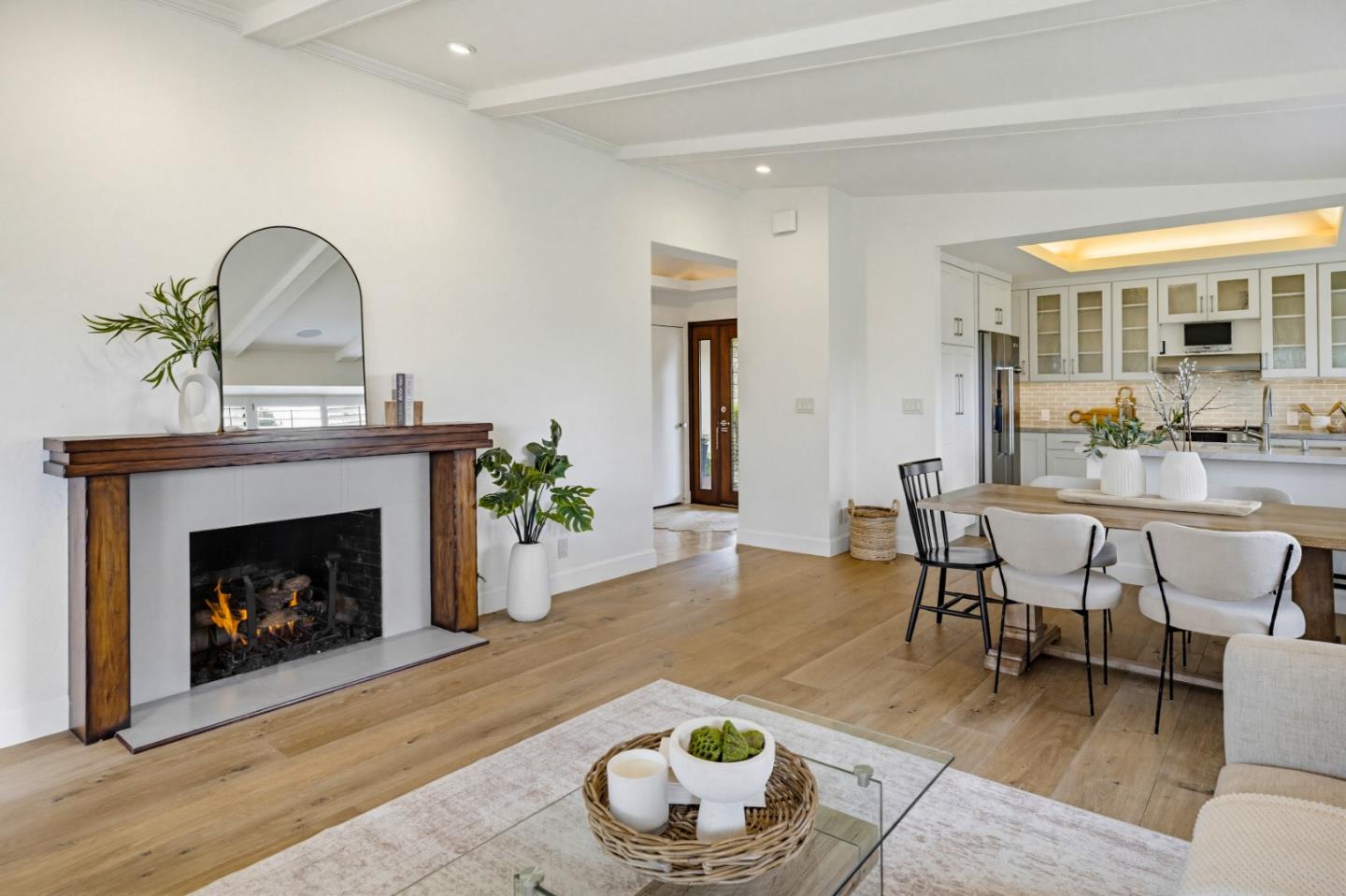 Detail Gallery Image 17 of 57 For 285 Del Mesa Carmel, Carmel,  CA 93923 - 2 Beds | 2 Baths