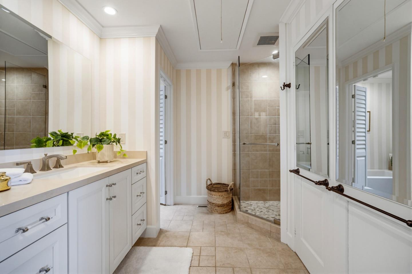 Detail Gallery Image 23 of 57 For 285 Del Mesa Carmel, Carmel,  CA 93923 - 2 Beds | 2 Baths