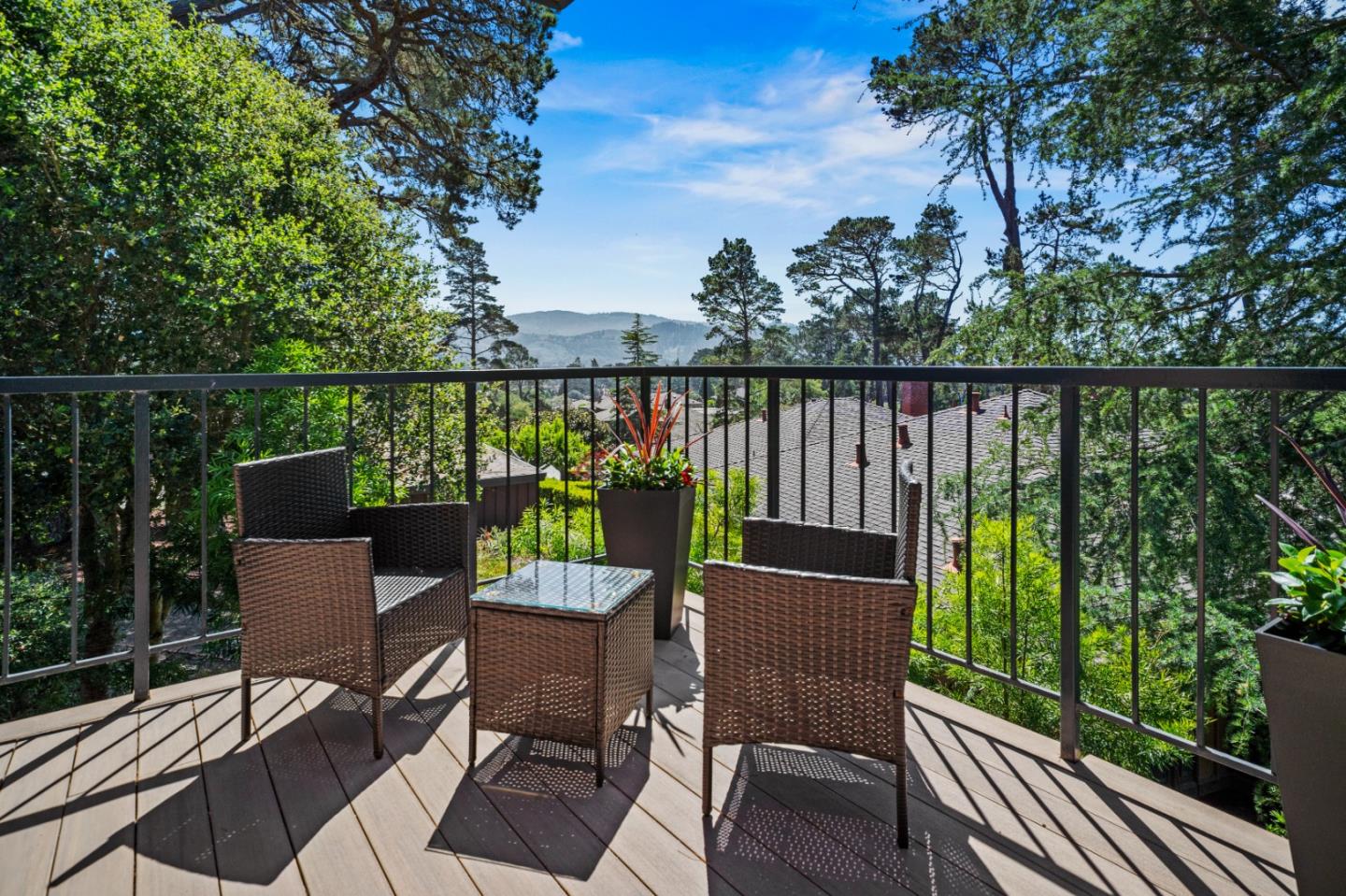 Detail Gallery Image 28 of 57 For 285 Del Mesa Carmel, Carmel,  CA 93923 - 2 Beds | 2 Baths
