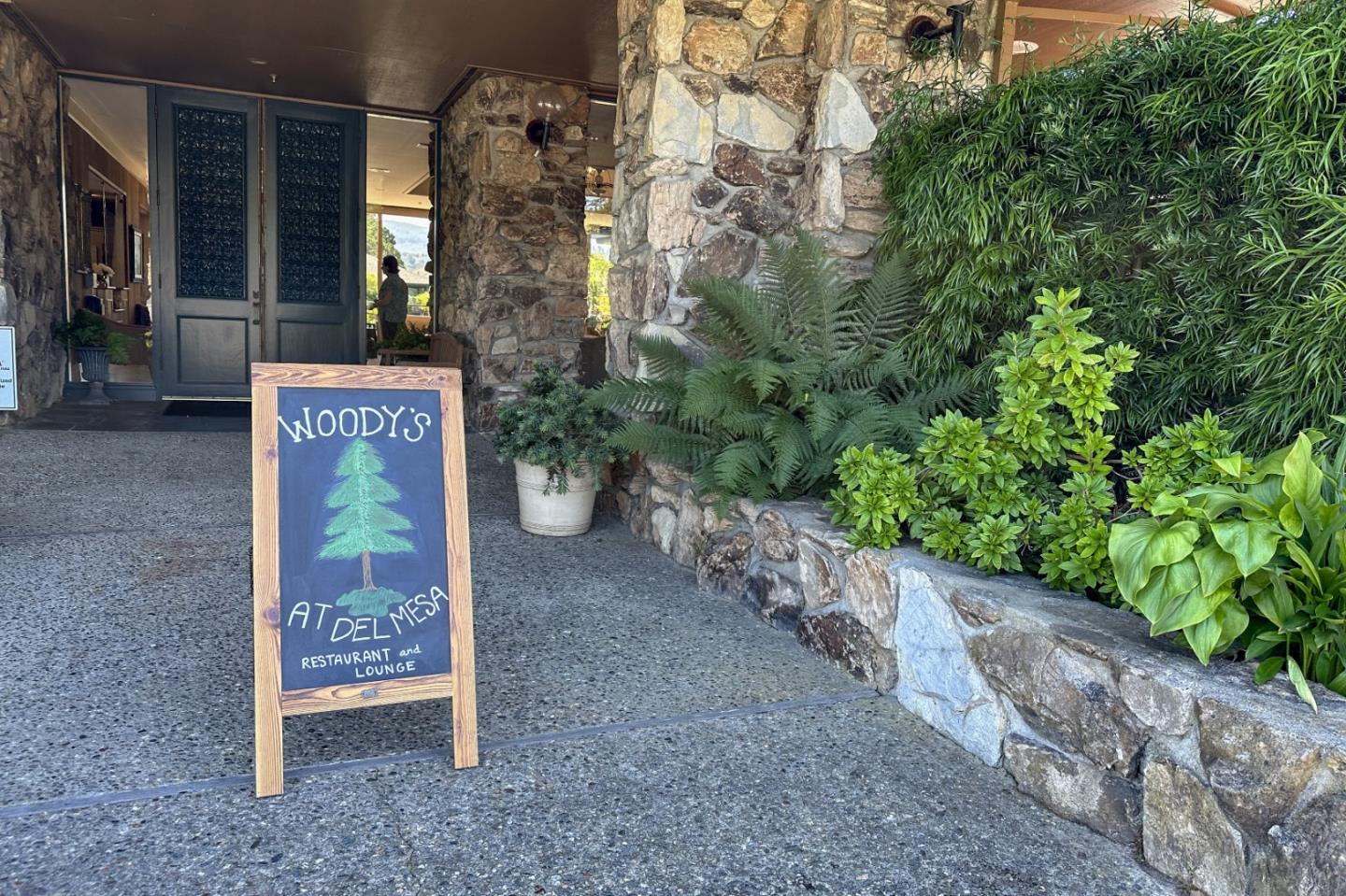 Detail Gallery Image 43 of 57 For 285 Del Mesa Carmel, Carmel,  CA 93923 - 2 Beds | 2 Baths