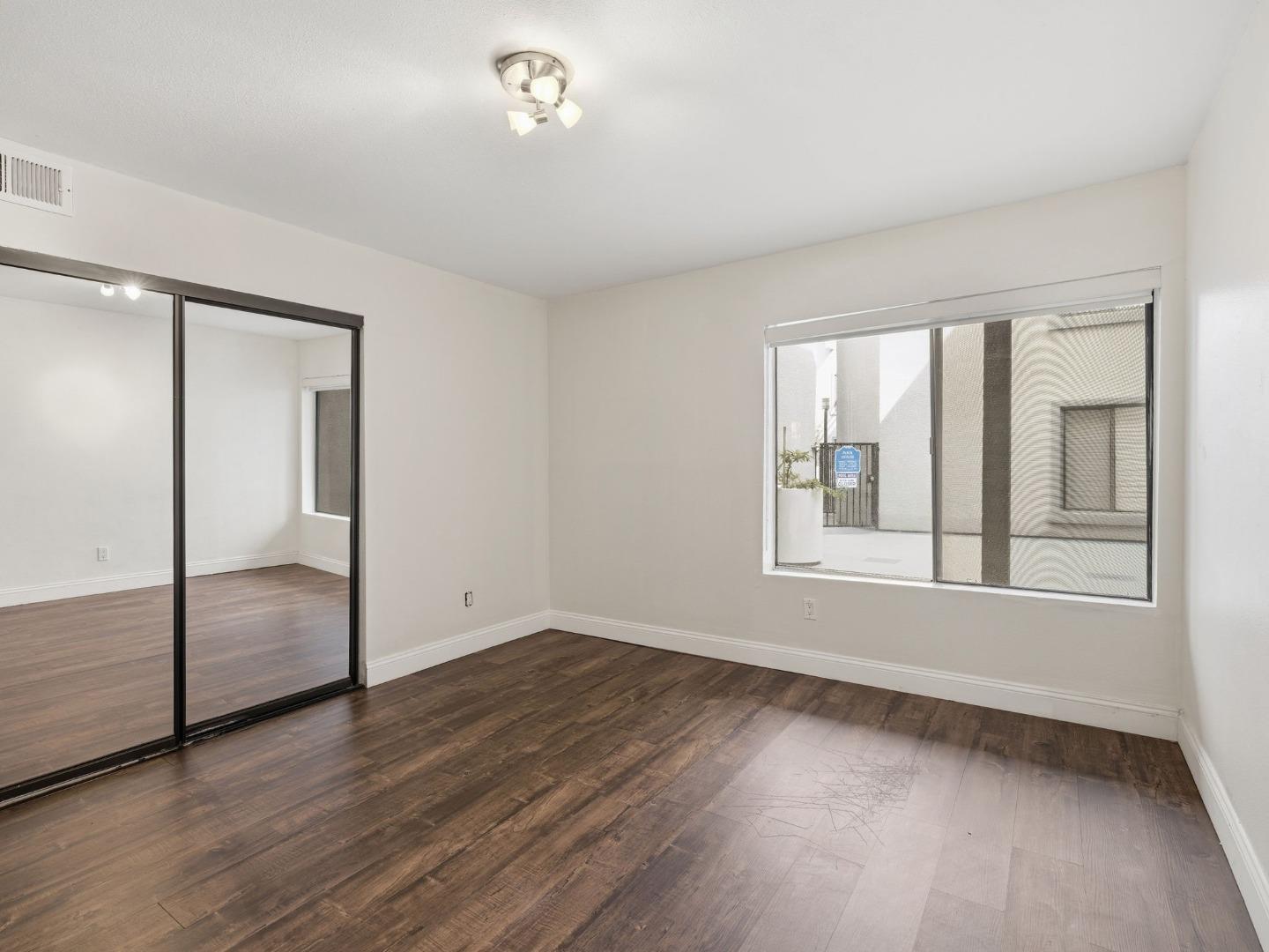 Detail Gallery Image 13 of 20 For 1940 Highland Oaks Dr #28,  Arcadia,  CA 91006 - 2 Beds | 2 Baths