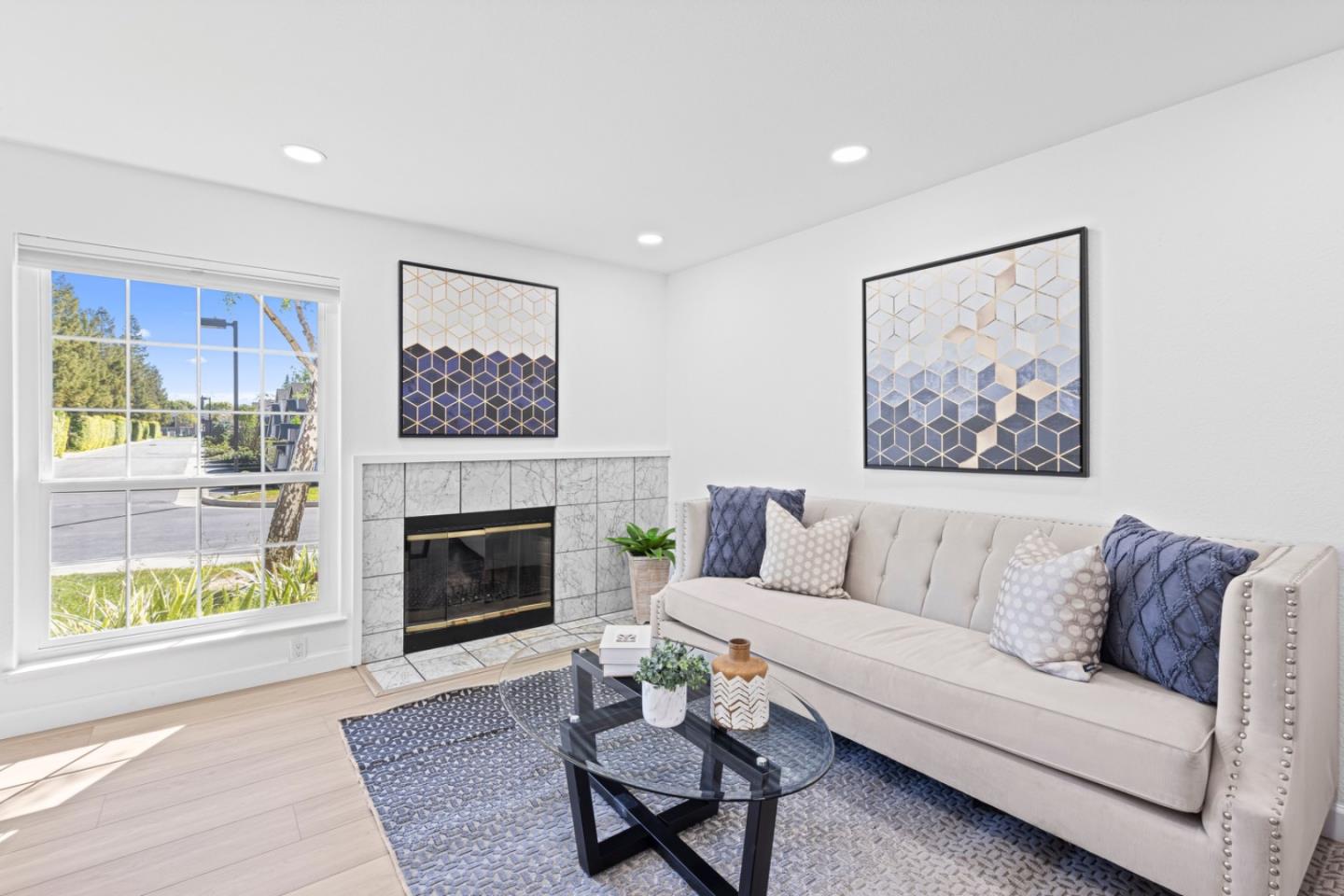 Detail Gallery Image 4 of 30 For 5207 Jacana Ln, San Jose,  CA 95123 - 3 Beds | 2/1 Baths