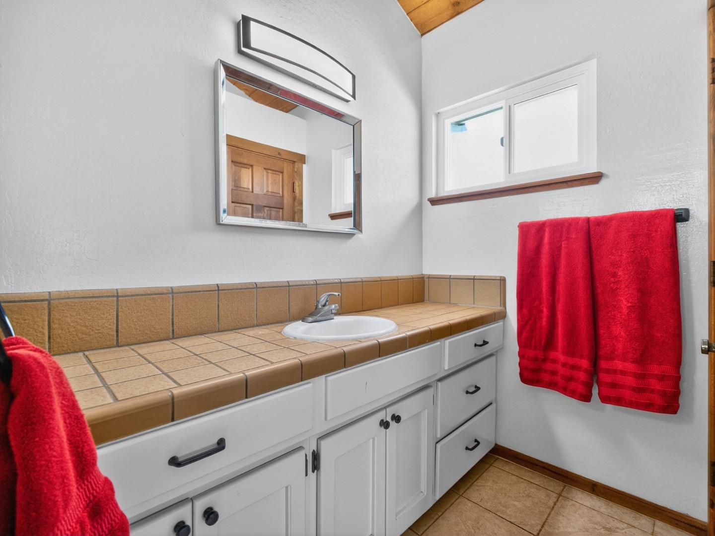 Detail Gallery Image 23 of 73 For 620 Sumner, Santa Cruz,  CA 95062 - – Beds | – Baths