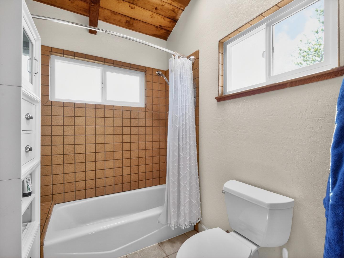 Detail Gallery Image 24 of 73 For 620 Sumner, Santa Cruz,  CA 95062 - – Beds | – Baths