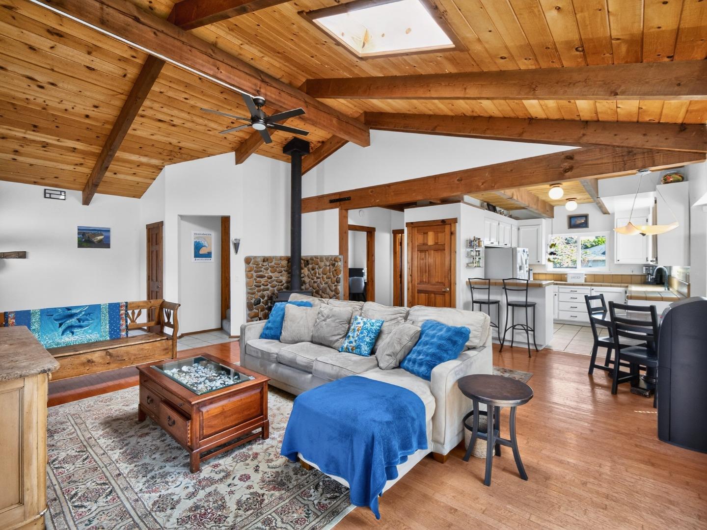 Detail Gallery Image 6 of 73 For 620 Sumner, Santa Cruz,  CA 95062 - – Beds | – Baths