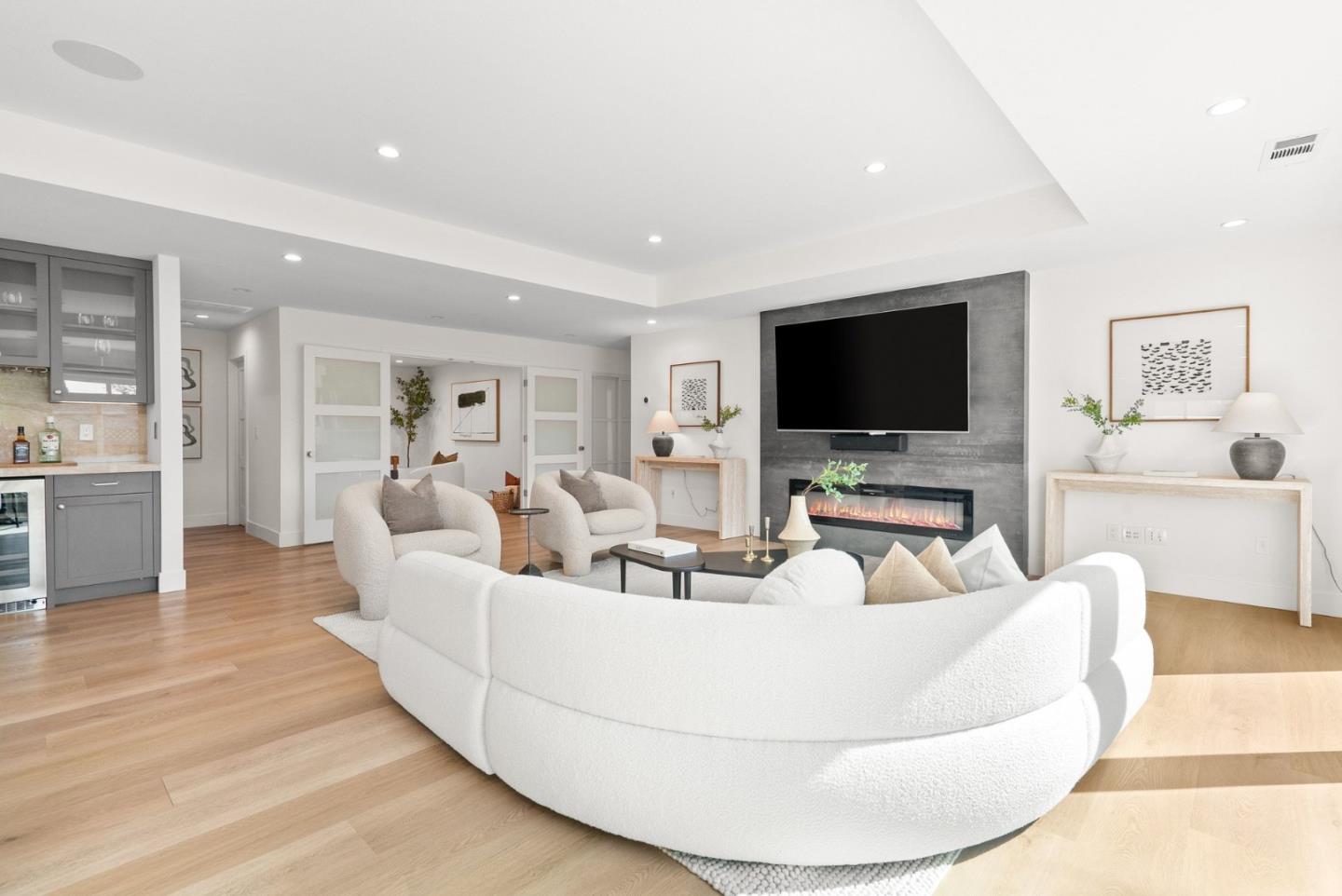 Detail Gallery Image 14 of 68 For 2248 Arleen, San Jose,  CA 95130 - 4 Beds | 3/1 Baths