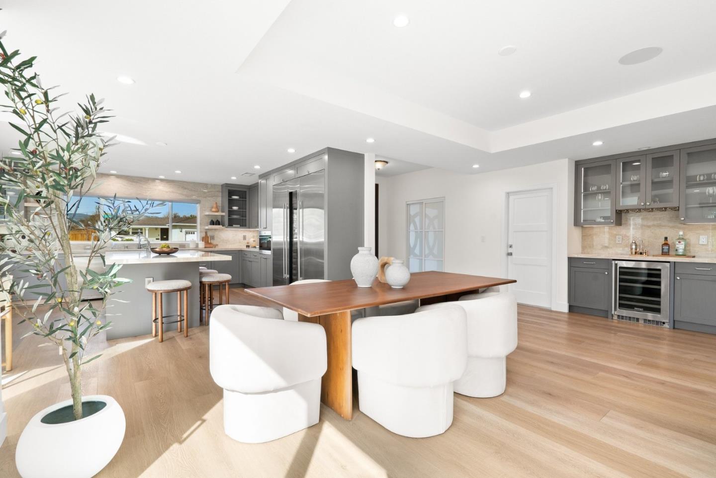 Detail Gallery Image 19 of 68 For 2248 Arleen, San Jose,  CA 95130 - 4 Beds | 3/1 Baths