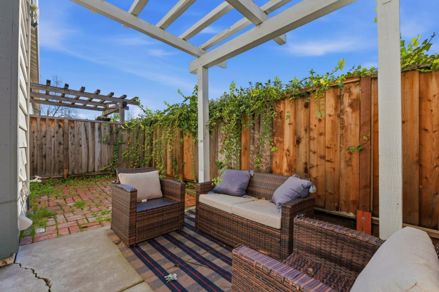 Detail Gallery Image 34 of 41 For 25 Terfidia Ln, Milpitas,  CA 95035 - 3 Beds | 2/1 Baths