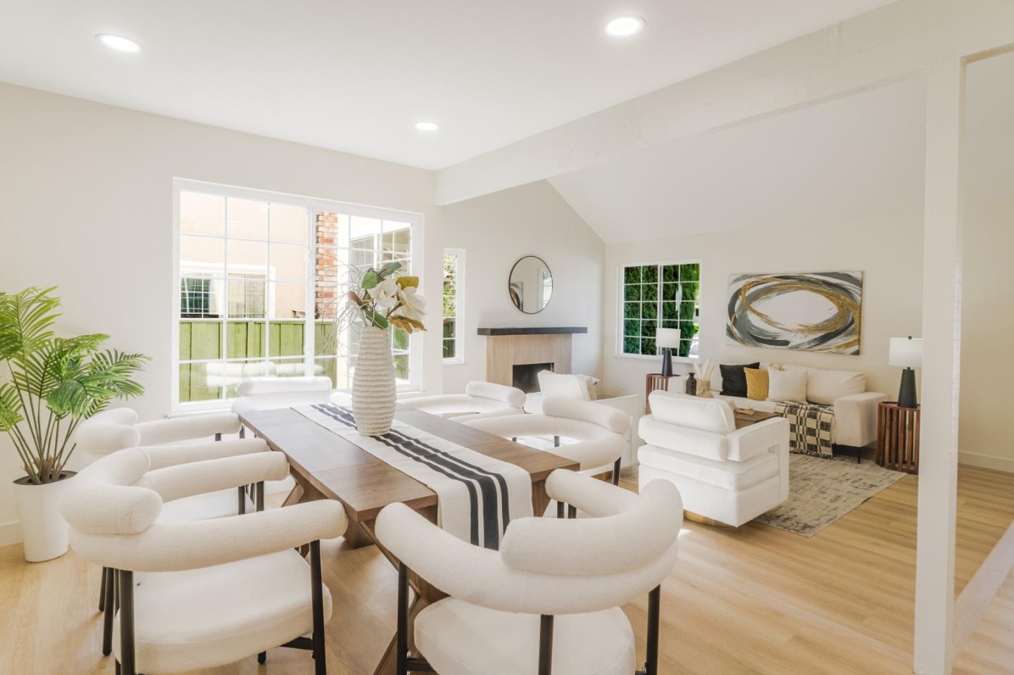 Detail Gallery Image 5 of 85 For 130 Juneberry Ct, San Jose,  CA 95136 - 4 Beds | 3 Baths