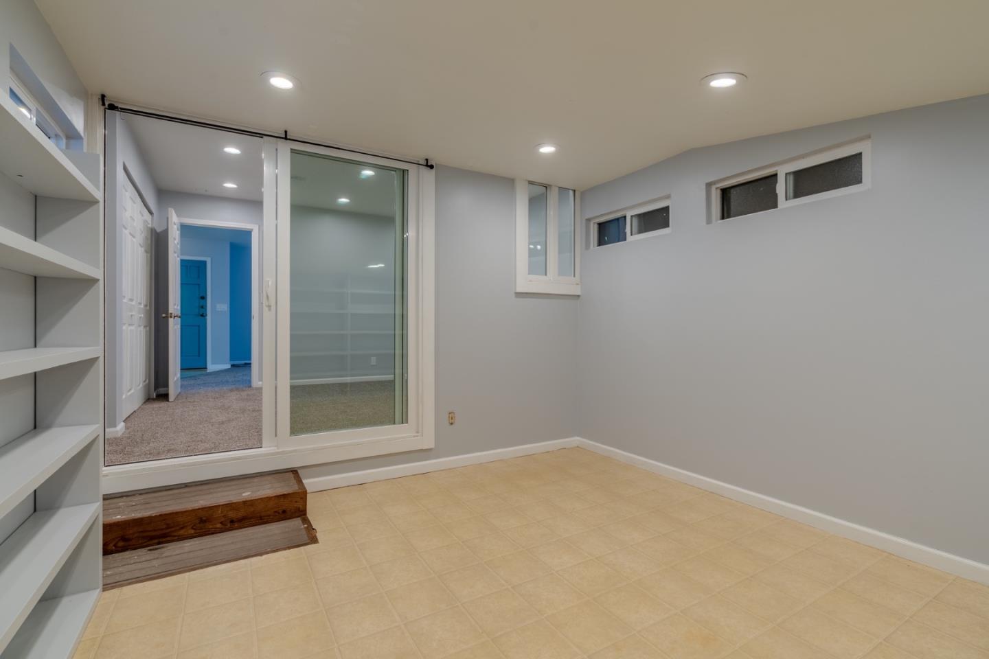 Detail Gallery Image 10 of 10 For 1279 Alicante Dr Downstairs Unit,  Pacifica,  CA 94044 - 1 Beds | 1 Baths