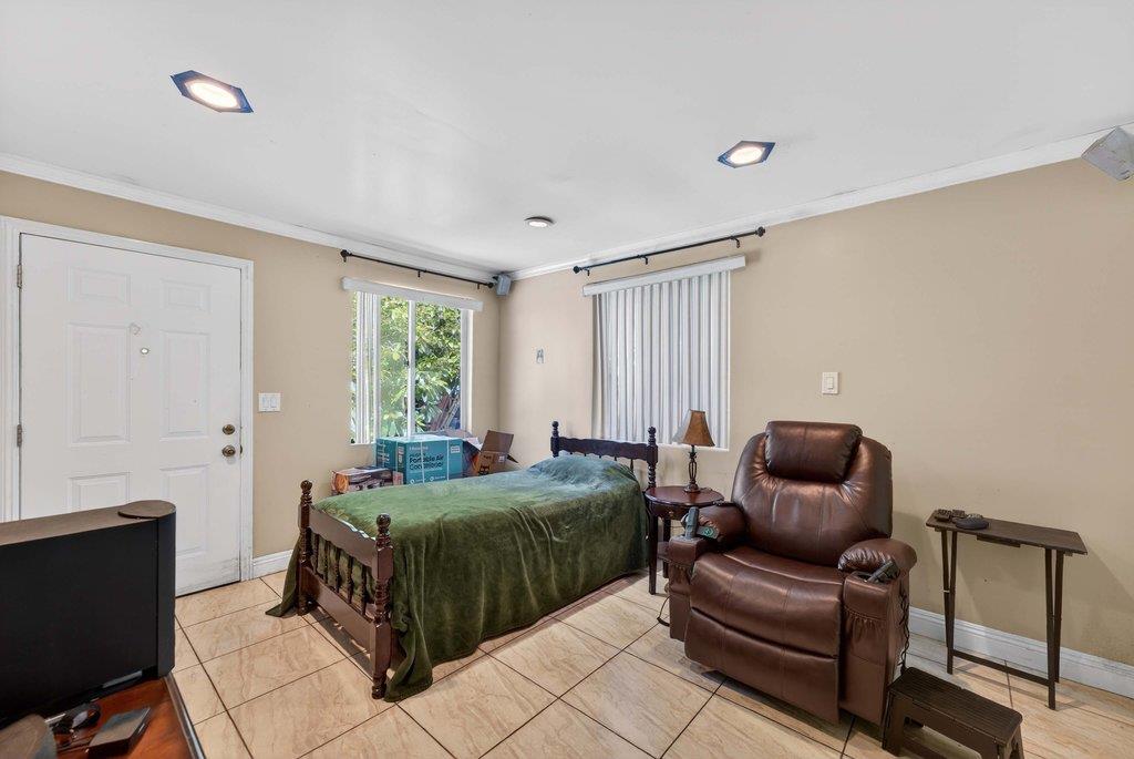 Detail Gallery Image 11 of 22 For 20 Gonda St, Royal Oaks,  CA 95076 - – Beds | – Baths