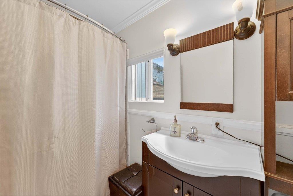 Detail Gallery Image 13 of 22 For 20 Gonda St, Royal Oaks,  CA 95076 - – Beds | – Baths