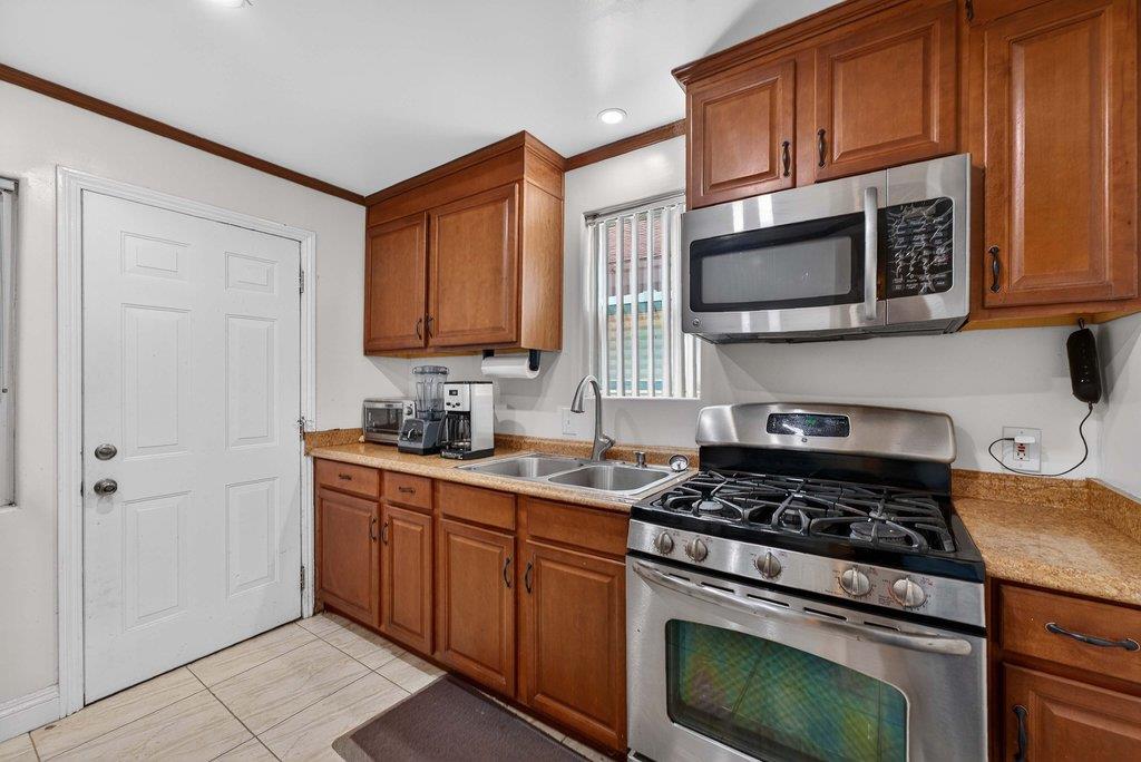 Detail Gallery Image 15 of 22 For 20 Gonda St, Royal Oaks,  CA 95076 - – Beds | – Baths