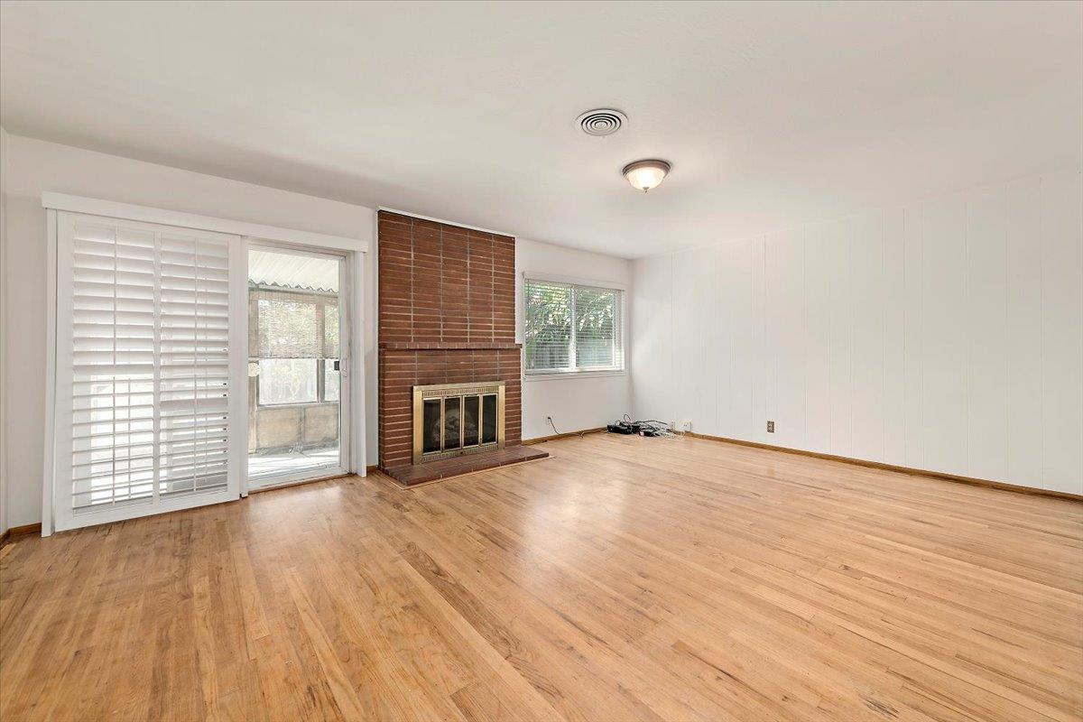 Detail Gallery Image 10 of 25 For 898 Hummingbird Dr, San Jose,  CA 95125 - 6 Beds | 3 Baths