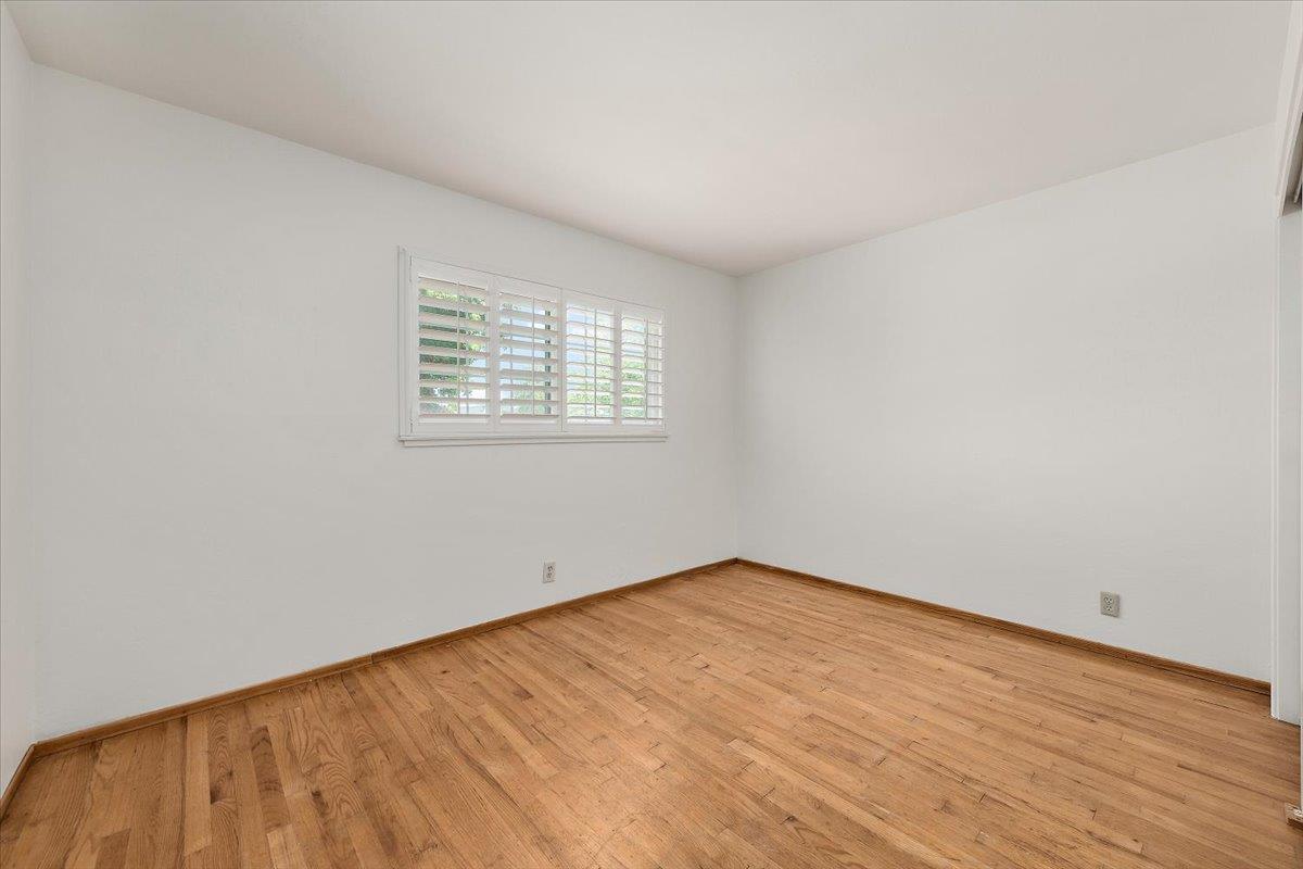 Detail Gallery Image 15 of 25 For 898 Hummingbird Dr, San Jose,  CA 95125 - 6 Beds | 3 Baths