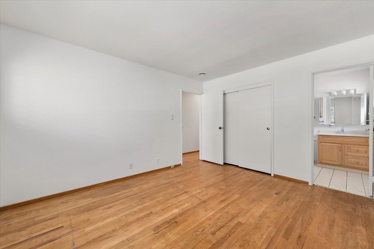 Detail Gallery Image 17 of 25 For 898 Hummingbird Dr, San Jose,  CA 95125 - 6 Beds | 3 Baths