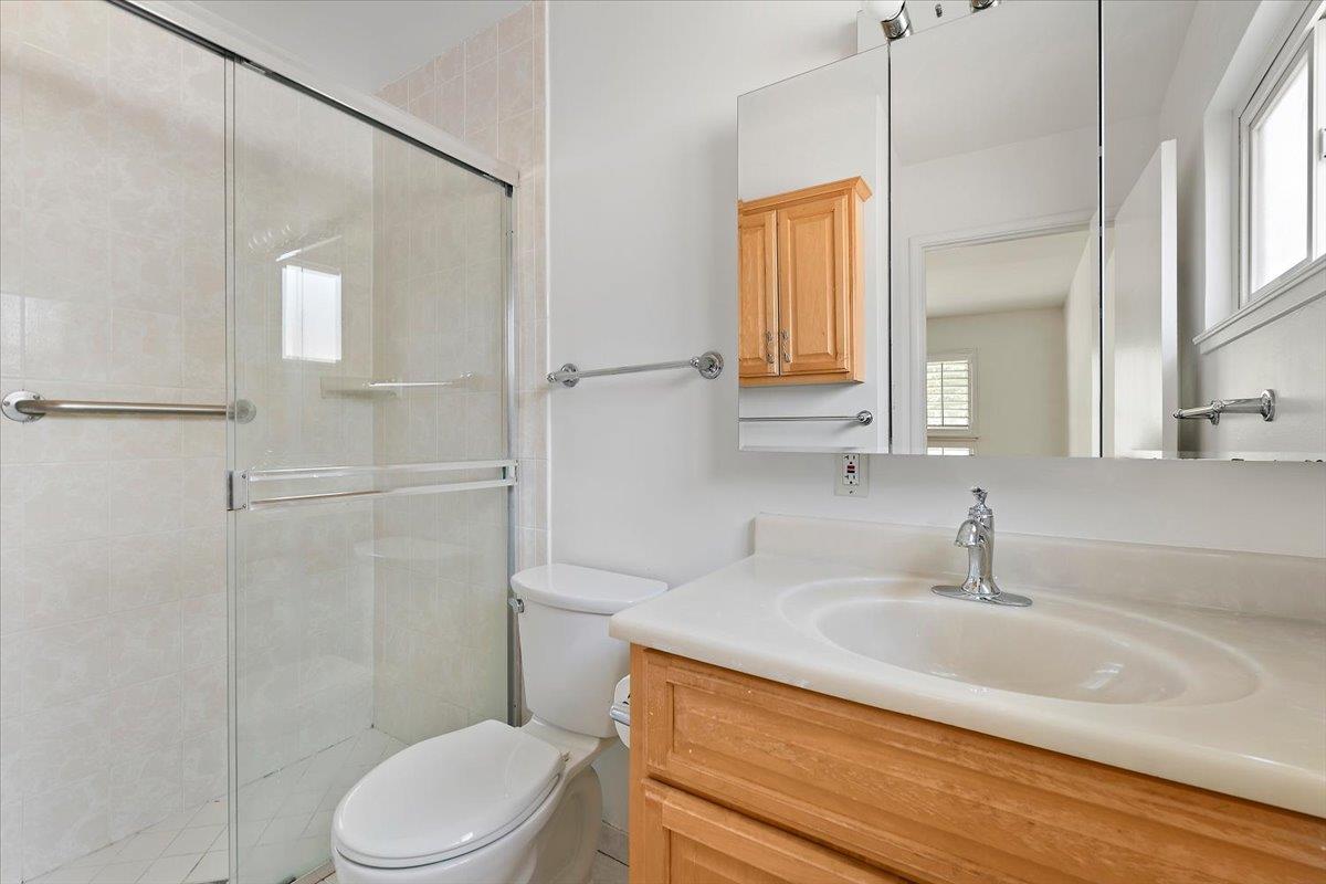 Detail Gallery Image 18 of 25 For 898 Hummingbird Dr, San Jose,  CA 95125 - 6 Beds | 3 Baths