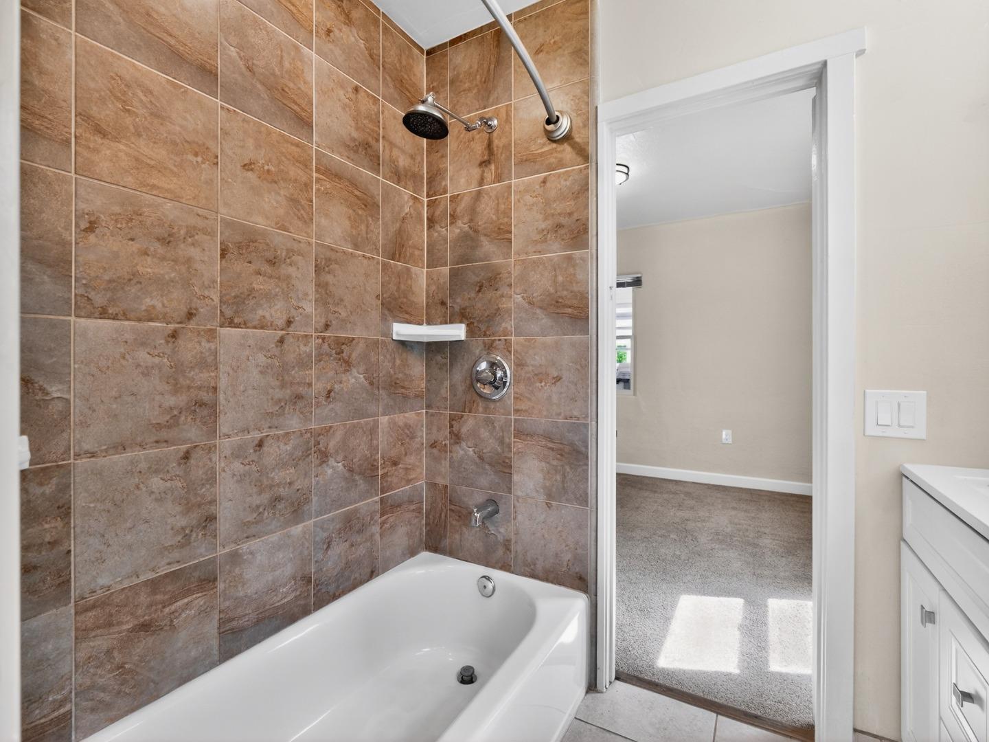 Detail Gallery Image 56 of 71 For 620 Sumner, Santa Cruz,  CA 95062 - 3 Beds | 3/1 Baths