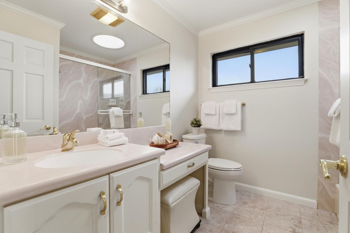 Detail Gallery Image 27 of 37 For 6071 Burchell Ave, San Jose,  CA 95120 - 4 Beds | 2/1 Baths