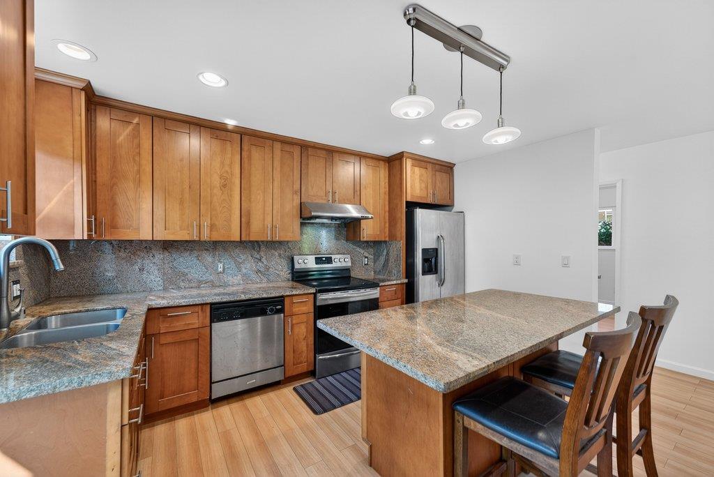 Detail Gallery Image 20 of 51 For 333 John St, Santa Cruz,  CA 95060 - 3 Beds | 2 Baths