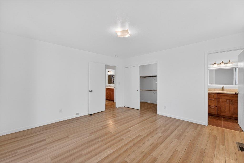 Detail Gallery Image 31 of 51 For 333 John St, Santa Cruz,  CA 95060 - 3 Beds | 2 Baths