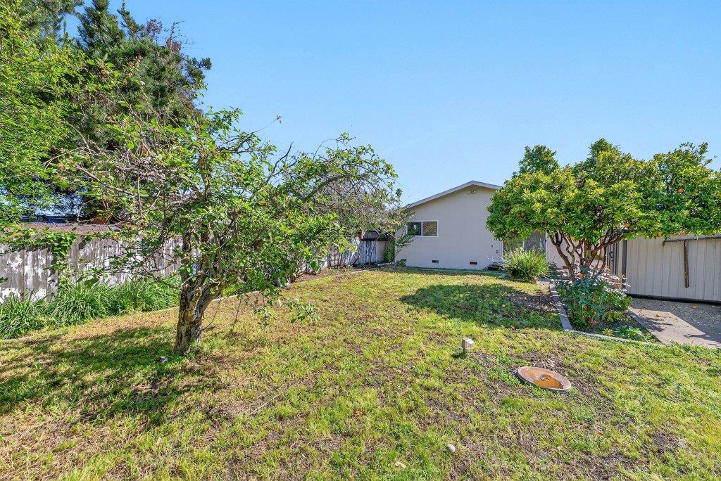 Detail Gallery Image 40 of 51 For 333 John St, Santa Cruz,  CA 95060 - 3 Beds | 2 Baths