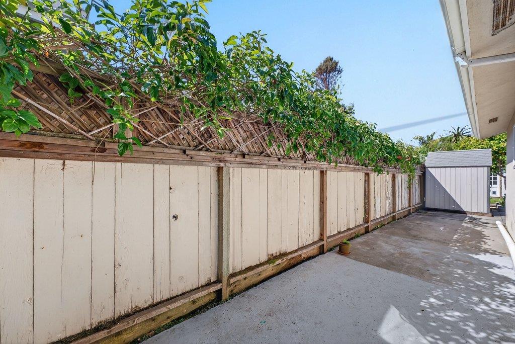 Detail Gallery Image 41 of 51 For 333 John St, Santa Cruz,  CA 95060 - 3 Beds | 2 Baths