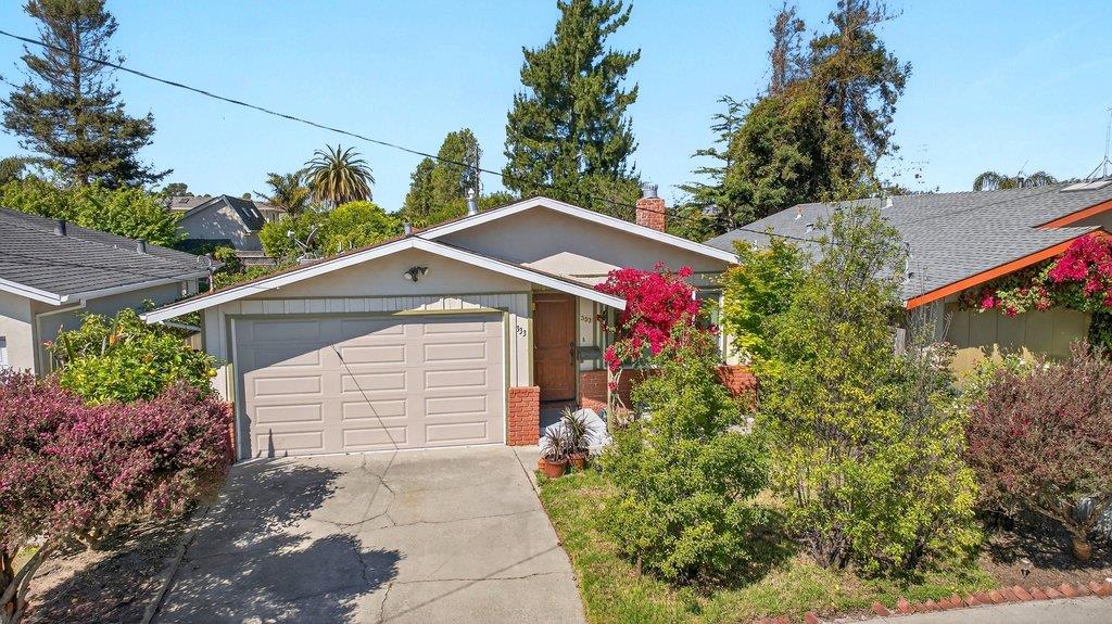 Detail Gallery Image 44 of 51 For 333 John St, Santa Cruz,  CA 95060 - 3 Beds | 2 Baths