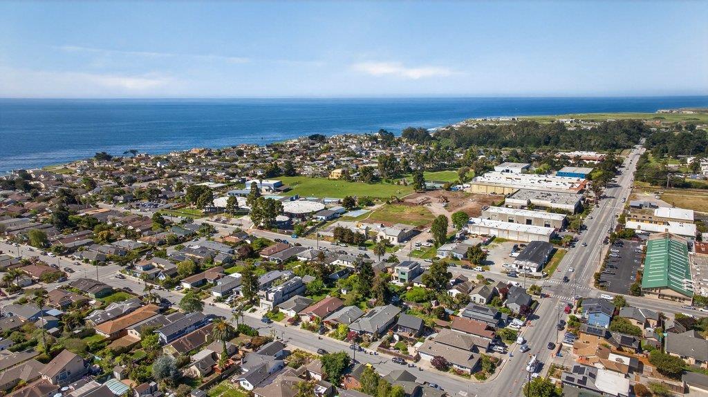 Detail Gallery Image 48 of 51 For 333 John St, Santa Cruz,  CA 95060 - 3 Beds | 2 Baths