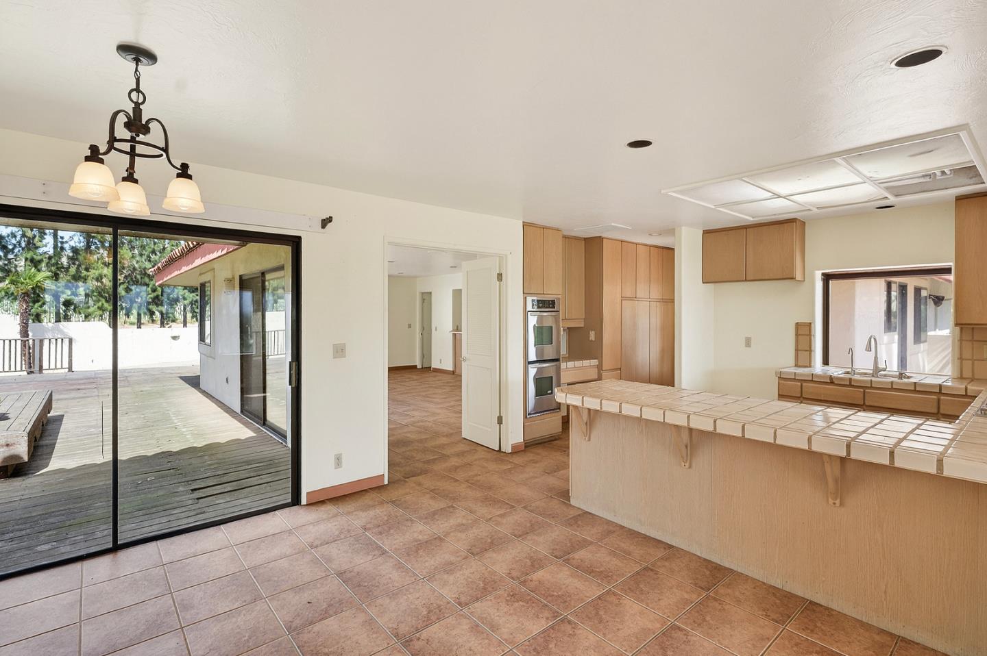 Detail Gallery Image 16 of 54 For 31021 Camphora Rd, Soledad,  CA 93960 - 3 Beds | 2 Baths