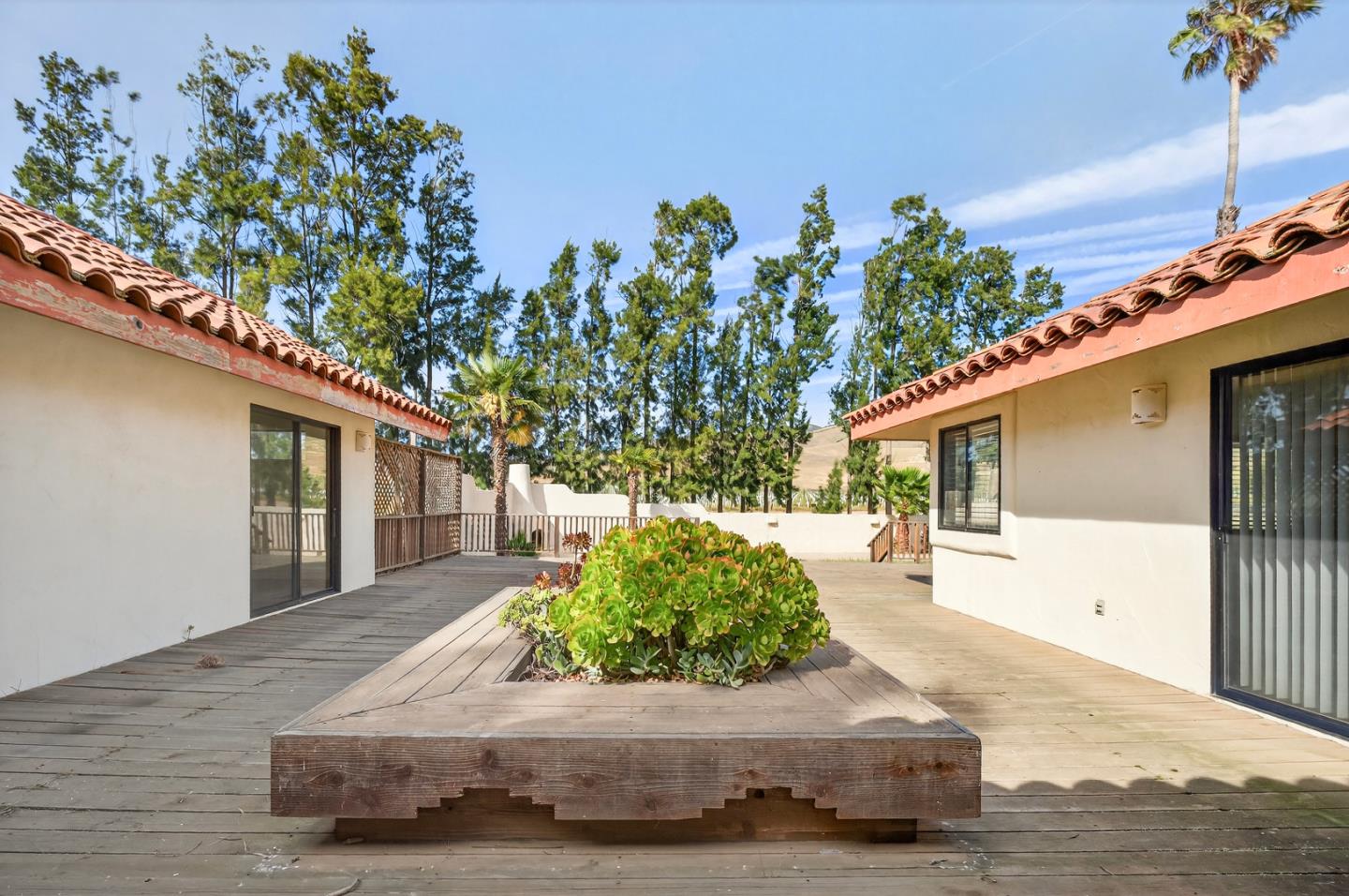 Detail Gallery Image 17 of 54 For 31021 Camphora Rd, Soledad,  CA 93960 - 3 Beds | 2 Baths