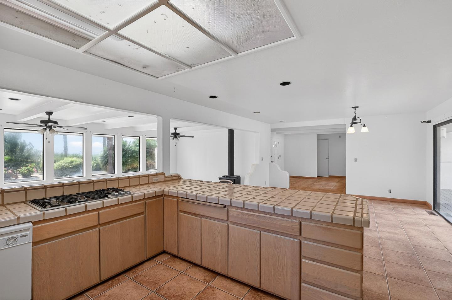 Detail Gallery Image 21 of 54 For 31021 Camphora Rd, Soledad,  CA 93960 - 3 Beds | 2 Baths