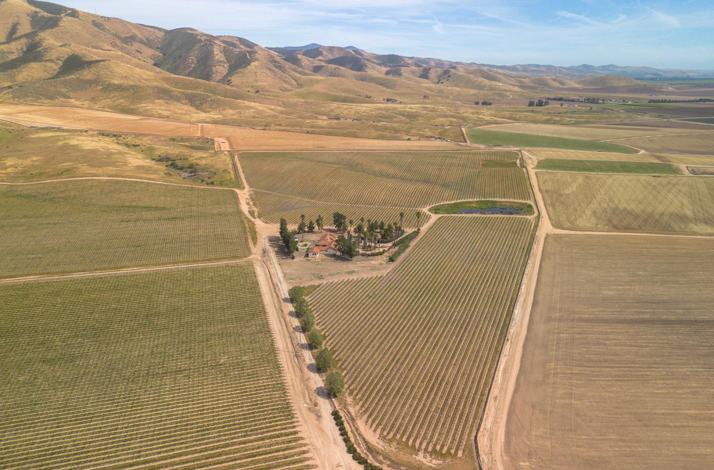 Detail Gallery Image 7 of 54 For 31021 Camphora Rd, Soledad,  CA 93960 - 3 Beds | 2 Baths