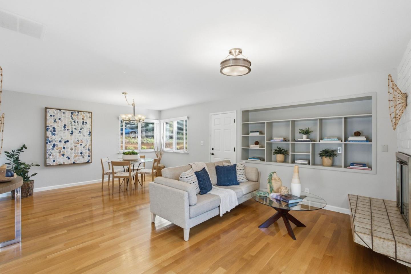 Detail Gallery Image 10 of 65 For 23349 Deerfield Rd, Los Gatos,  CA 95033 - 3 Beds | 2 Baths