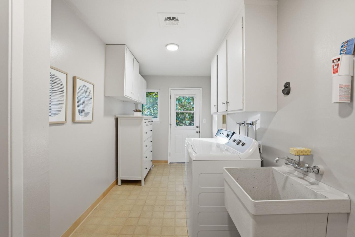 Detail Gallery Image 33 of 65 For 23349 Deerfield Rd, Los Gatos,  CA 95033 - 3 Beds | 2 Baths