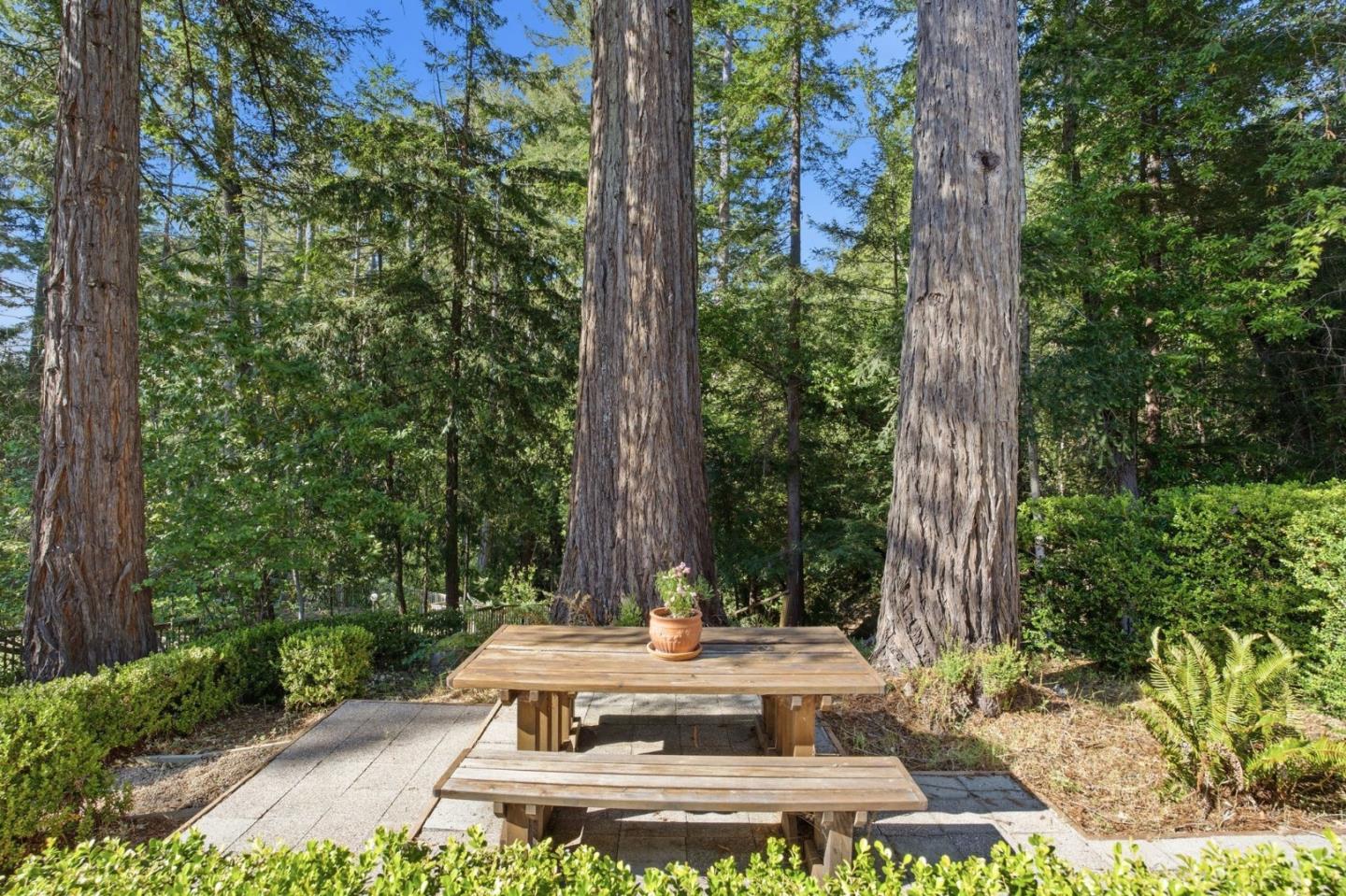 Detail Gallery Image 52 of 65 For 23349 Deerfield Rd, Los Gatos,  CA 95033 - 3 Beds | 2 Baths