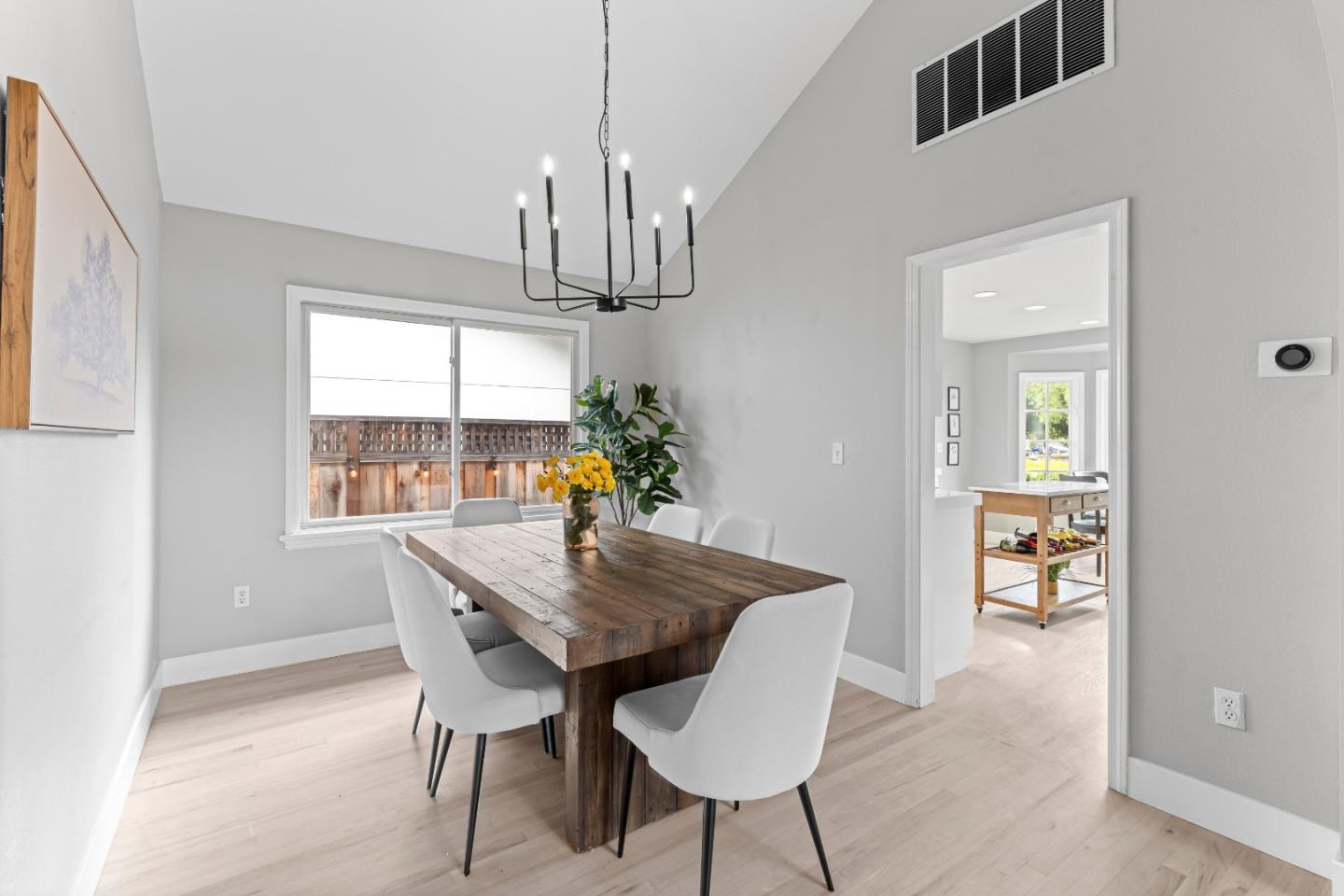 Detail Gallery Image 10 of 54 For 495 W Main Ave, Morgan Hill,  CA 95037 - 3 Beds | 2 Baths