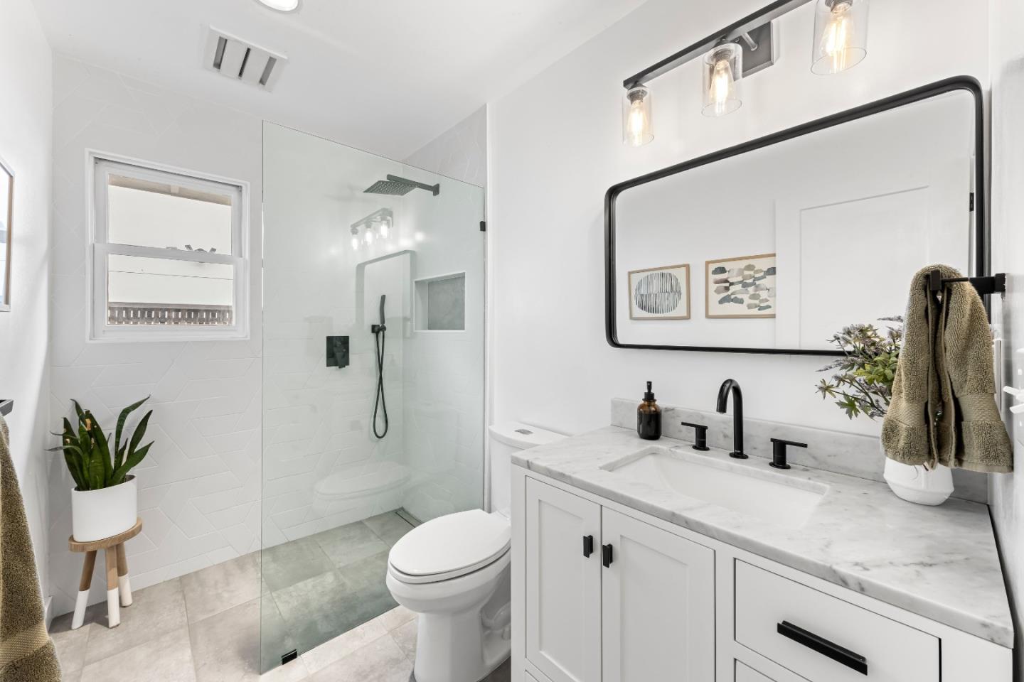 Detail Gallery Image 24 of 54 For 495 W Main Ave, Morgan Hill,  CA 95037 - 3 Beds | 2 Baths