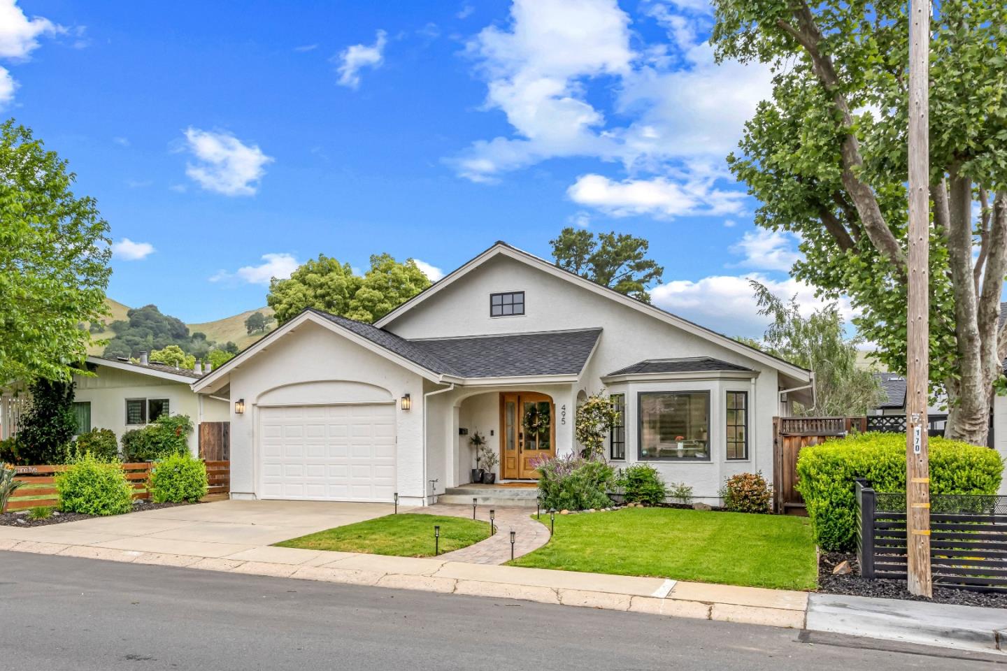 Detail Gallery Image 3 of 54 For 495 W Main Ave, Morgan Hill,  CA 95037 - 3 Beds | 2 Baths