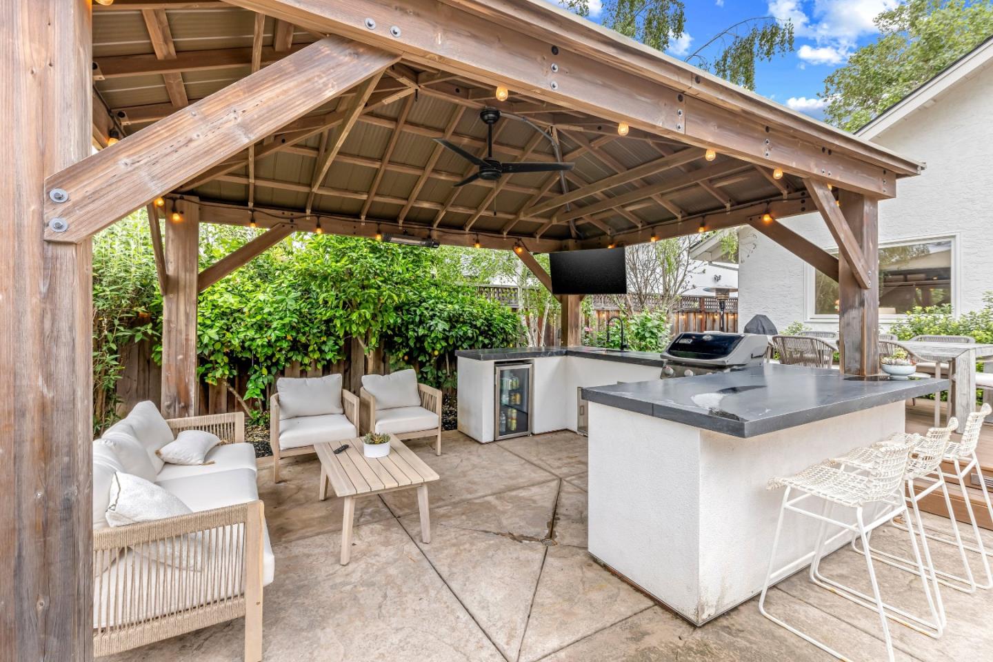 Detail Gallery Image 36 of 54 For 495 W Main Ave, Morgan Hill,  CA 95037 - 3 Beds | 2 Baths