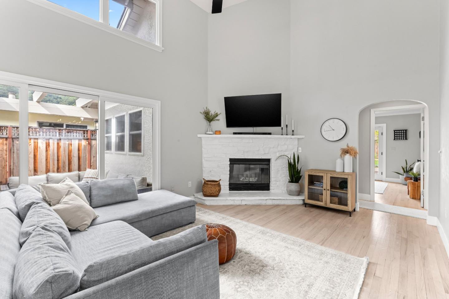 Detail Gallery Image 7 of 54 For 495 W Main Ave, Morgan Hill,  CA 95037 - 3 Beds | 2 Baths