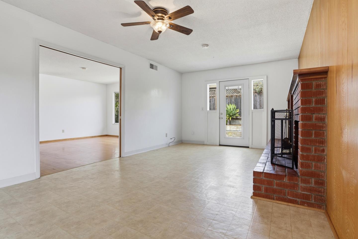 Detail Gallery Image 14 of 39 For 311 Chirco Ave, Santa Cruz,  CA 95065 - 3 Beds | 2/1 Baths