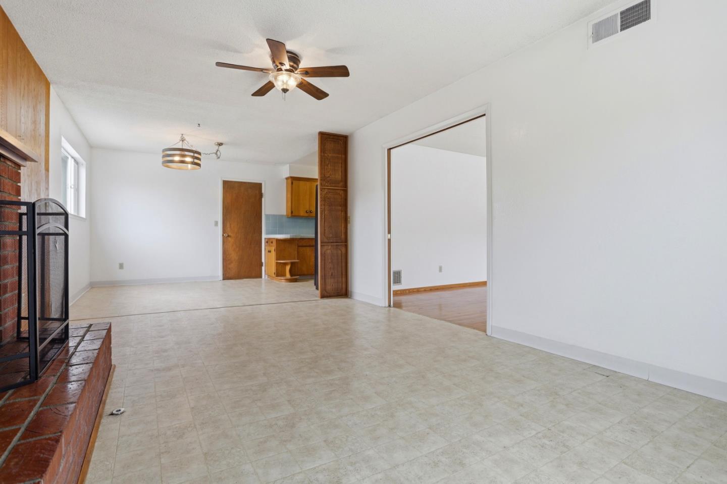 Detail Gallery Image 17 of 39 For 311 Chirco Ave, Santa Cruz,  CA 95065 - 3 Beds | 2/1 Baths