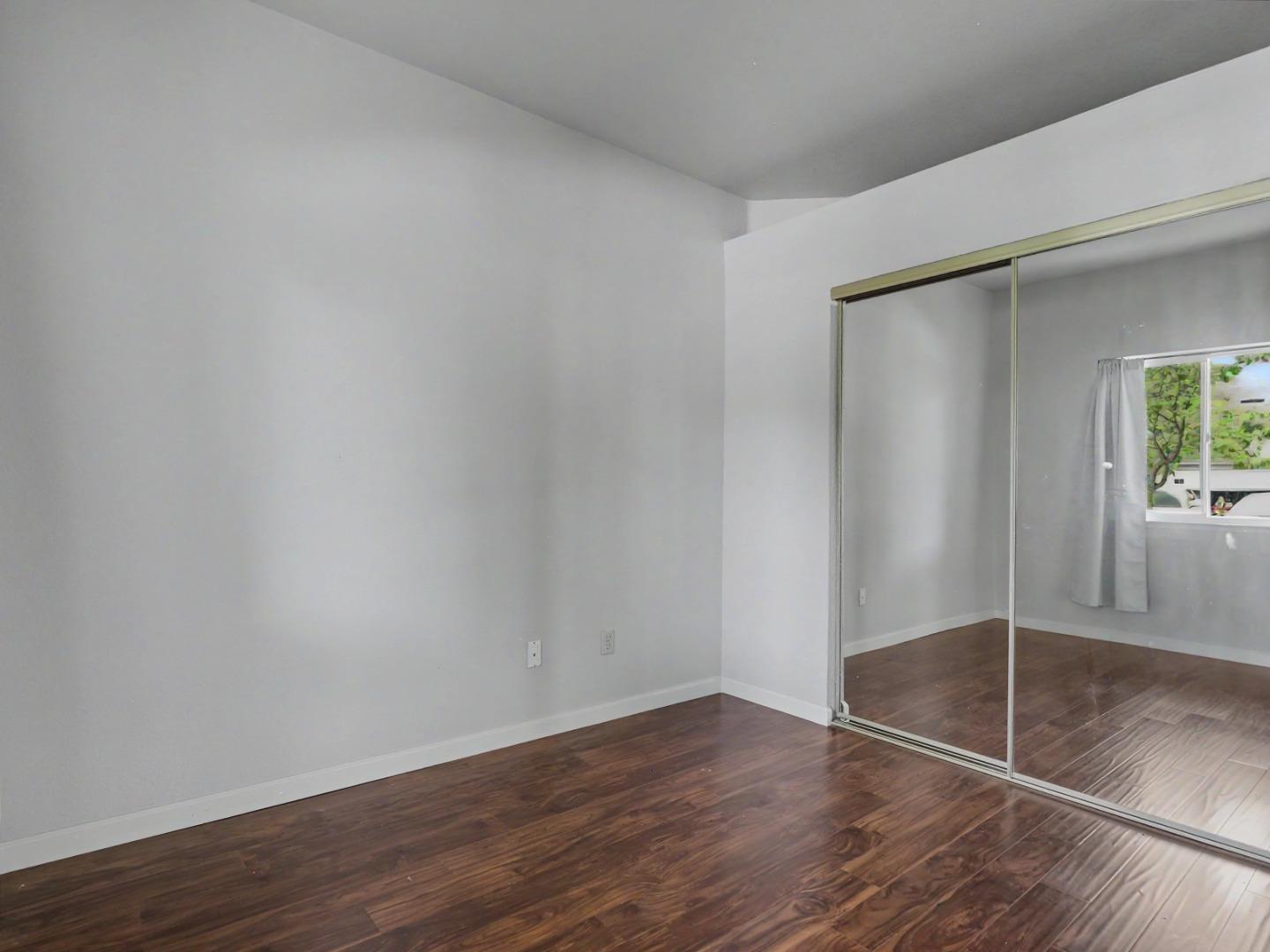 Photo #4: ML82040942 Listing: Photo #4