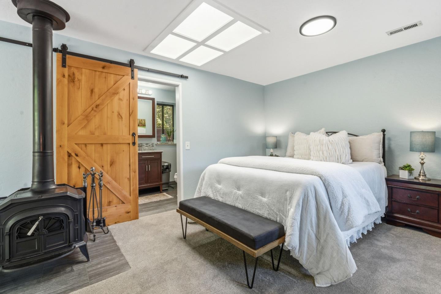 Detail Gallery Image 13 of 54 For 2715 Branciforte Dr, Santa Cruz,  CA 95065 - 3 Beds | 2 Baths