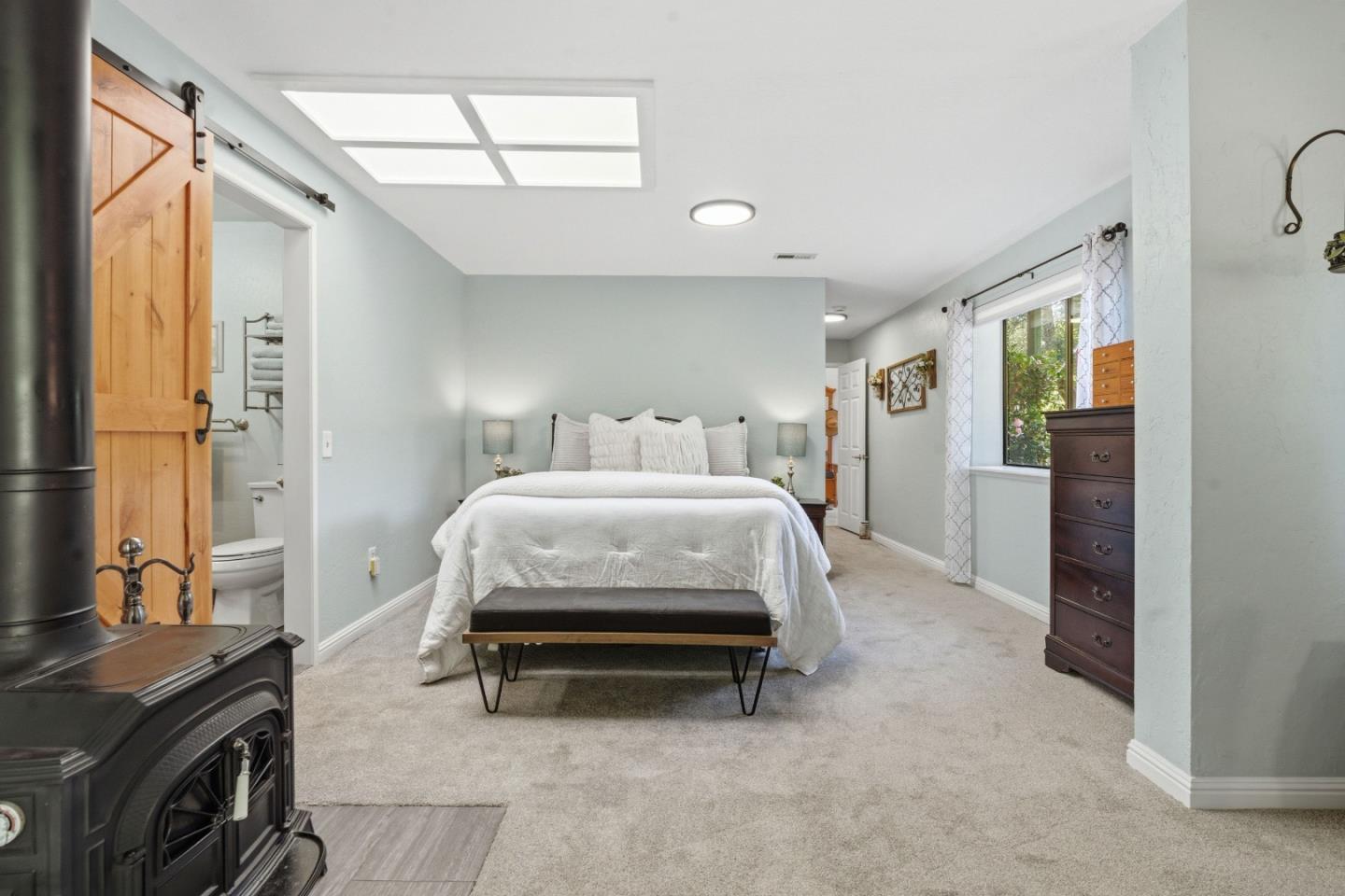 Detail Gallery Image 14 of 54 For 2715 Branciforte Dr, Santa Cruz,  CA 95065 - 3 Beds | 2 Baths