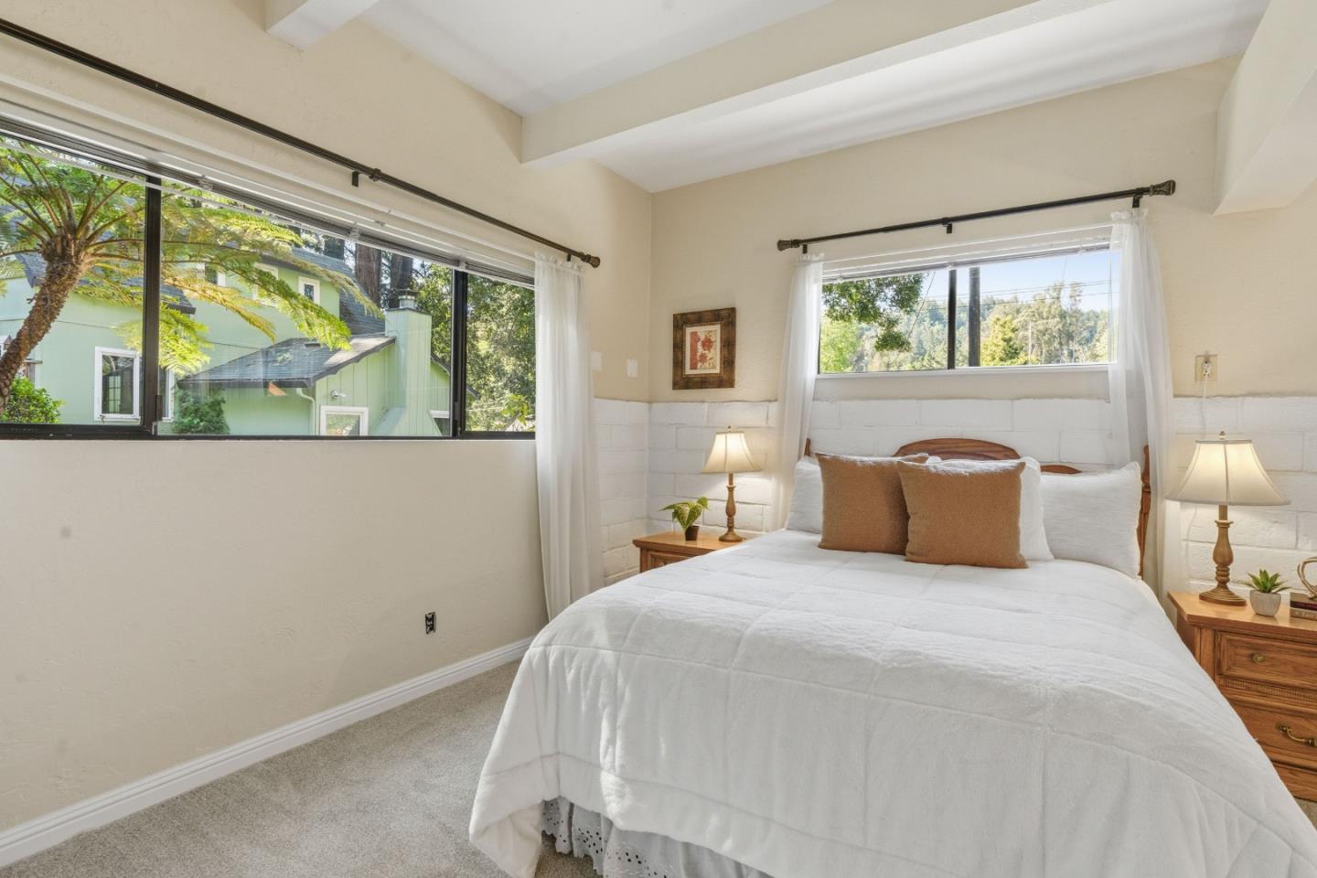 Detail Gallery Image 18 of 54 For 2715 Branciforte Dr, Santa Cruz,  CA 95065 - 3 Beds | 2 Baths