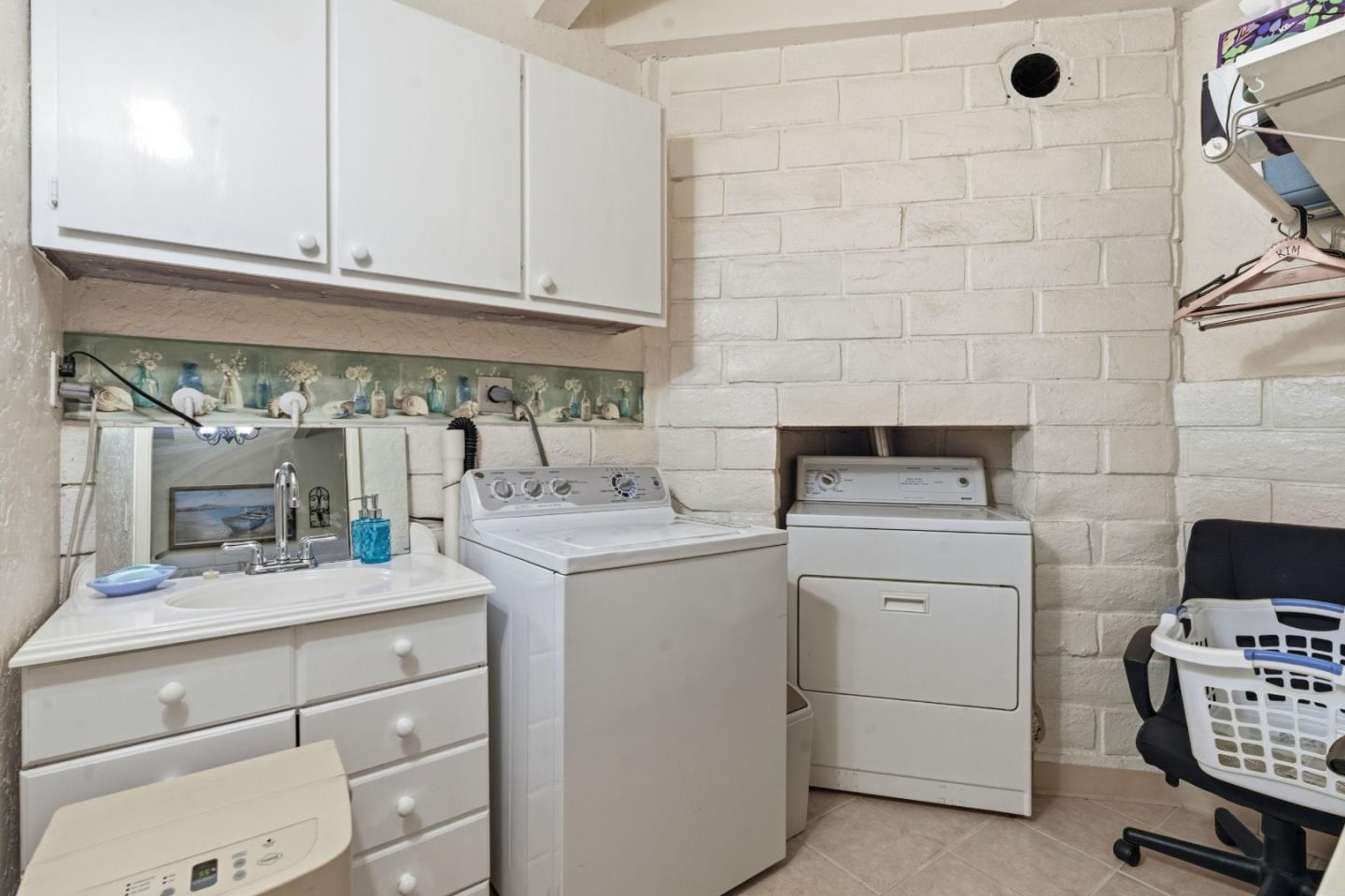 Detail Gallery Image 28 of 54 For 2715 Branciforte Dr, Santa Cruz,  CA 95065 - 3 Beds | 2 Baths